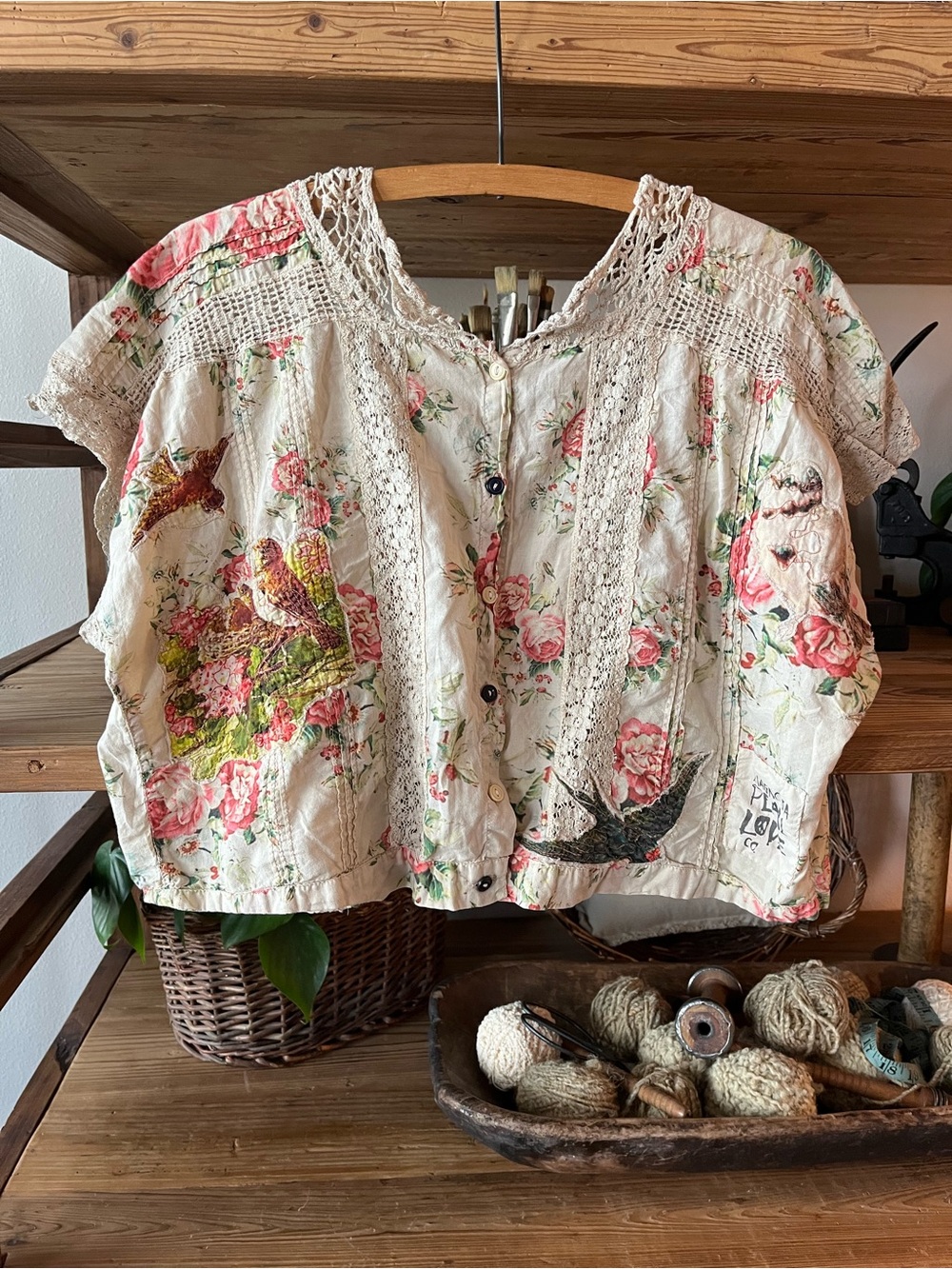 🌺 Magnolia Pearl Floral Dejah Blouse - Picture 4 of 17
